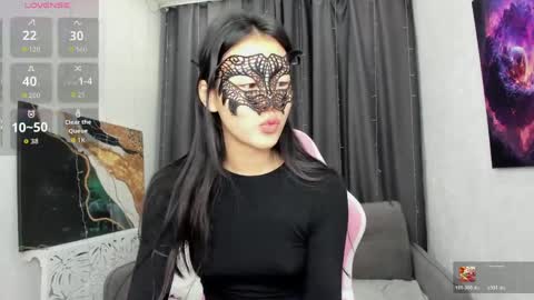 Snapshot of helenblazetrt chatting on 04/10/26, 02:06 Hi I am Helen online show from 04/10/26, 02:06