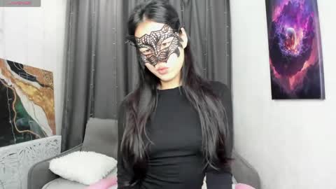 Snapshot of helenblazetrt chatting on 04/24/26, 01:08 Hi I am Helen online show from 04/24/26, 01:08
