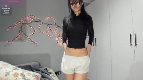 Hi I am Helen online show from 07/21/26, 02:14