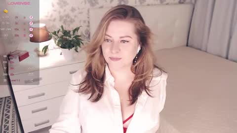 Helena Bonham online show from 10/07/25, 03:09