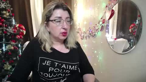 helenenigma online show from 12/31/24, 05:11