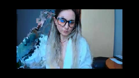 Snapshot of helenkaforyou chatting on 04/02/26, 02:47 Helena online show from 04/02/26, 02:47