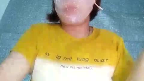 Snapshot of helenna_00 chatting on 09/22/25, 10:45 helenna_00 online show from 09/22/25, 10:45