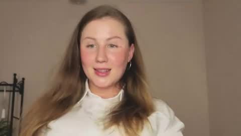 Helen online show from 06/10/26, 02:45