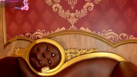 Snapshot of helenstanfordd chatting on 11/01/25, 01:57 Helen or Hells online show from 11/01/25, 01:57