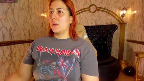 Snapshot of helenstanfordd chatting on 11/21/25, 12:04 Helen or Hells online show from 11/21/25, 12:04