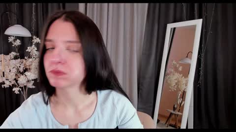 Helen online show from 01/17/25, 03:12