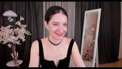 Helen online show from 01/31/25, 08:32