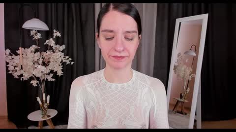 Helen online show from 02/03/25, 06:34