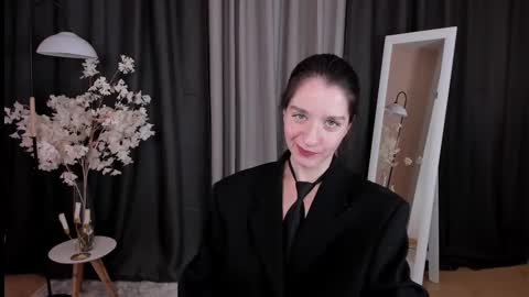 Helen online show from 03/12/25, 02:09
