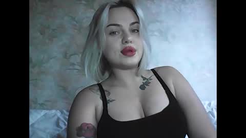Snapshot of helga_now chatting on 02/06/25, 09:00 helga_now online show from 02/06/25, 09:00