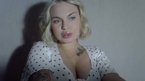 Snapshot of helga_now chatting on 09/10/25, 07:58 helga_now online show from 09/10/25, 07:58