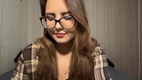 Snapshot of helgadaoud chatting on 05/20/26, 01:39 Ada online show from 05/20/26, 01:39