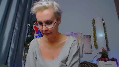 Helga online show from 01/13/25, 01:34