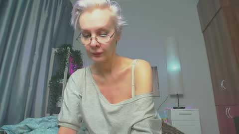 Helga online show from 03/01/25, 09:40