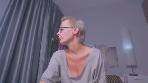 Helga online show from 03/04/25, 09:32