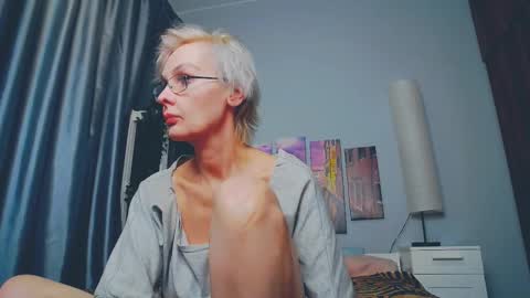 Helga online show from 03/12/25, 11:54