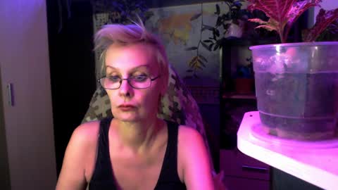 Helga online show from 04/09/26, 09:31