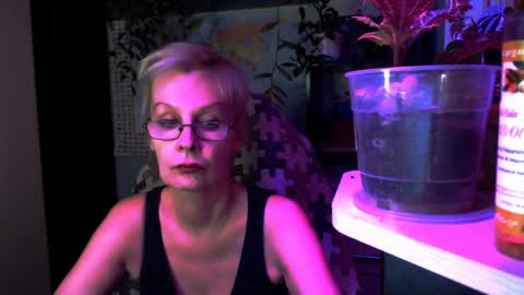 Helga online show from 04/10/26, 09:52