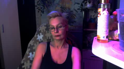Helga online show from 04/14/26, 11:44