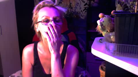 Helga online show from 05/25/26, 06:58