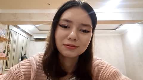 Snapshot of helgakraszewski chatting on 10/29/25, 07:26 Alice online show from 10/29/25, 07:26