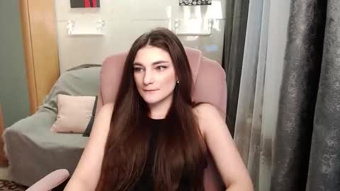 helgamun online show from 11/26/25, 10:05