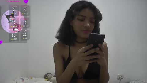 Helia Transfem and Amy online show from 12/09/24, 08:54