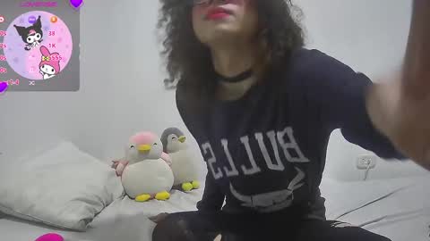 Helia Transfem and Amy online show from 12/14/24, 04:01