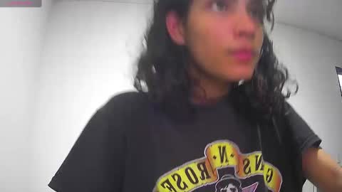 Helia Transfem and Amy online show from 12/22/24, 05:45