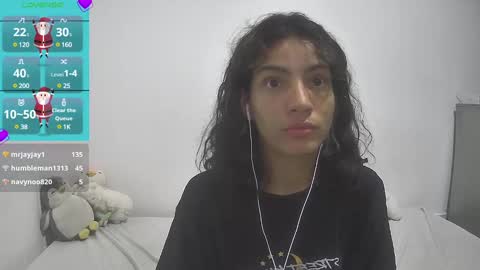 Helia Transfem and Amy online show from 12/23/24, 10:32