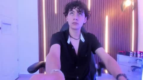 Snapshot of helios_obscuro chatting on 09/24/25, 12:19 helios_obscuro online show from 09/24/25, 12:19