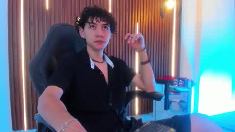 Snapshot of helios_obscuro chatting on 09/25/25, 12:31 helios_obscuro online show from 09/25/25, 12:31