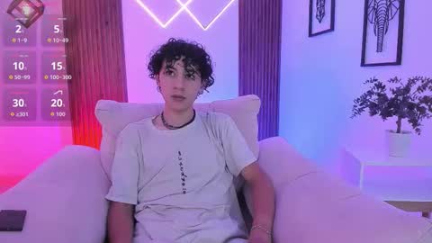 Snapshot of helios_obscuro chatting on 10/25/25, 03:14 helios_obscuro online show from 10/25/25, 03:14