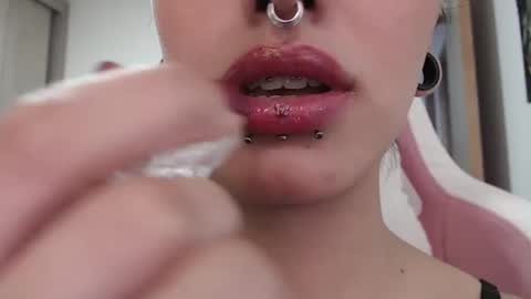 Snapshot of hell_666_xxx chatting on 01/19/25, 10:17 cher online show from 01/19/25, 10:17