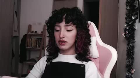 Snapshot of hell_666_xxx chatting on 02/26/25, 01:00 cher online show from 02/26/25, 01:00