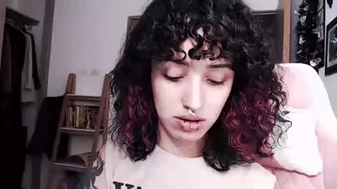 Snapshot of hell_666_xxx chatting on 03/01/25, 05:31 cher online show from 03/01/25, 05:31