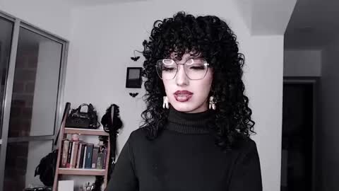 Snapshot of hell_666_xxx chatting on 10/31/25, 12:44 cher online show from 10/31/25, 12:44