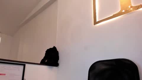 Eros online show from 05/15/26, 08:43
