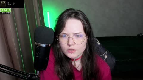 Red online show from 12/04/24, 11:02