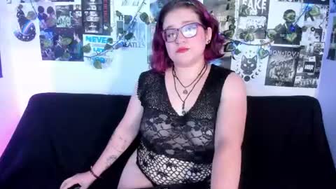 hellen online show from 08/05/26, 07:06