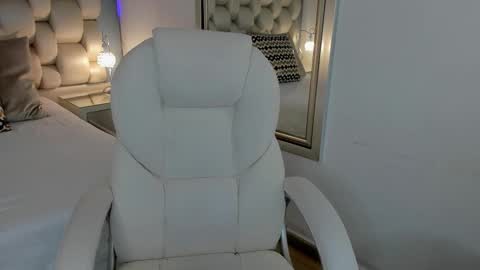 hellen_amazing online show from 02/27/25, 03:47