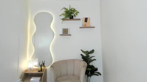 Julieta online show from 10/24/25, 03:25