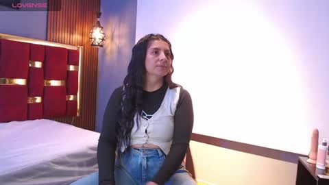 Snapshot of hellen_mark chatting on 06/15/26, 11:23 Hellen. online show from 06/15/26, 11:23