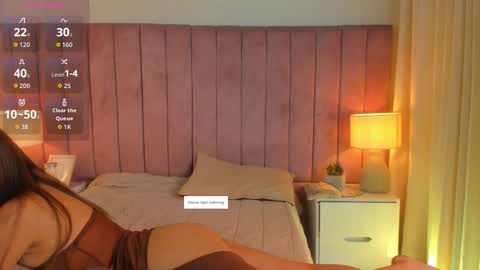 hellen_mckenzie online show from 10/03/25, 05:48