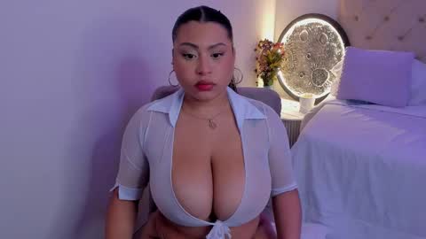 hellenamazing online show from 11/26/25, 05:41