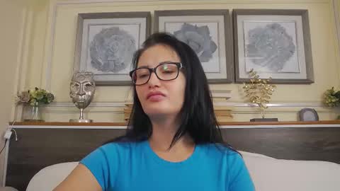    online show from 11/14/25, 03:49