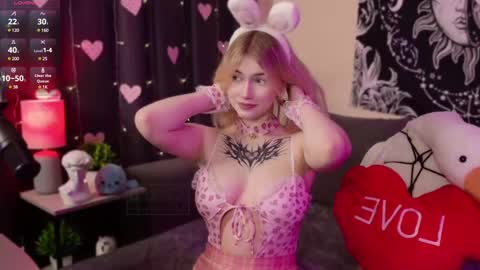 HellenHorny online show from 02/14/25, 09:34