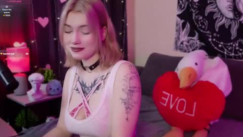 HellenHorny online show from 02/20/25, 09:22