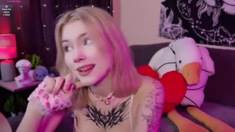 HellenHorny online show from 02/24/25, 09:21